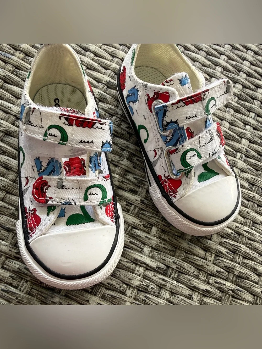 Converse chuck taylor toddler size 6